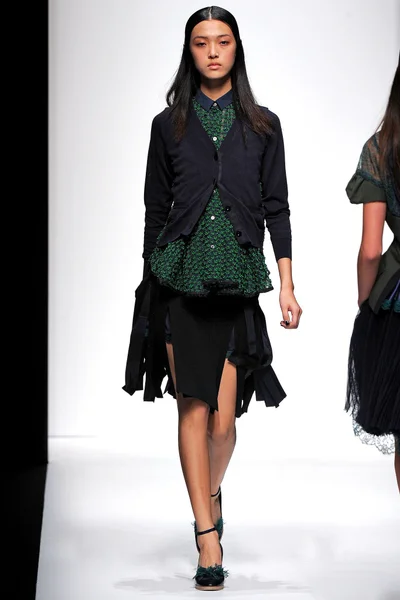 Look 24